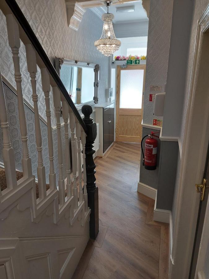 Guest house Ponderosa With Free Onsite Parking And Breakfast Included